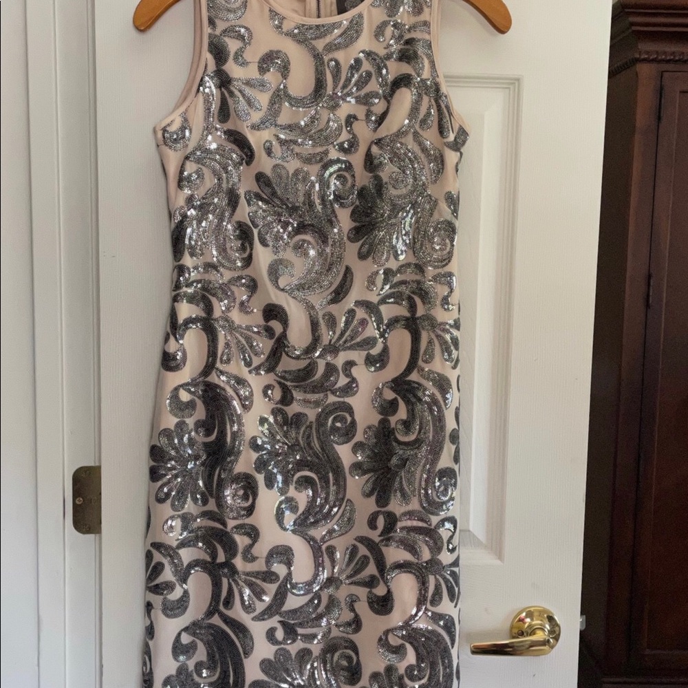 Vince Camuto sleeveless cream dress with silver sequin embellishment - Picture 2 of 3